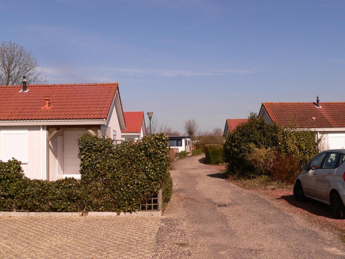 Vakantiehuis Noord-Beveland, Samen Met De Hond Colijnsplaat Exterior foto